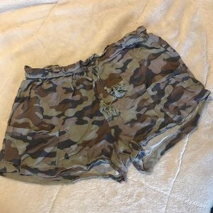 CAMO SHORTS